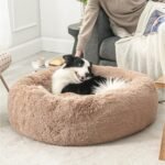 Bedsure Calming Dog Beds Large Sized Dog Donut Washable Pet Bed,36ins Camel - Image 4