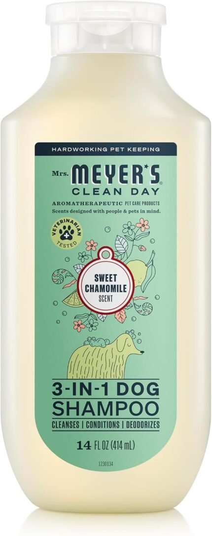 MRS. MEYER’S Clean Day 3 in 1 Dog Shampoo, Sweet Chamomile Scent, 14oz
